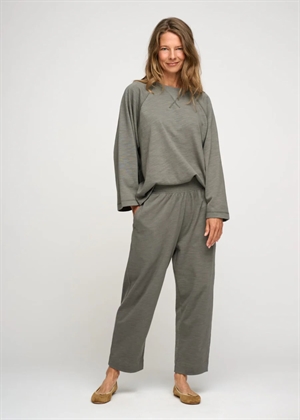 Earth sweat Khaki Gray Moshi Moshi 
